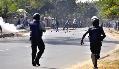 27 killed as Jamaat men run riot across Bangladesh