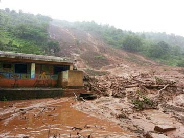 Five dead, nearly 170 trapped after landslide in India