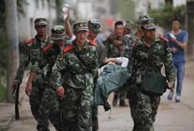 China troops join earthquake search