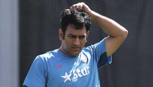Current dressing room environment affecting Dhoni’s form: Former coach