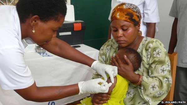 World’s first malaria vaccine gets a green light