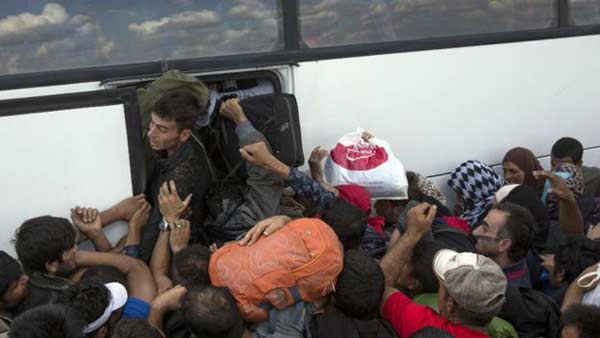 EU to unveil migrant crisis plans