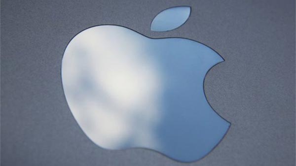 Apple apologises after racism outcry