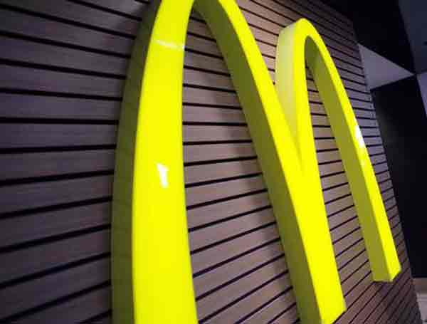 Woman sits dead for 24 hours in McDonald’s and no one notices