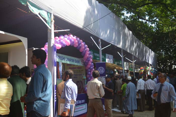Visitors seek loan at lower interest rate at Banking Fair Bangladesh