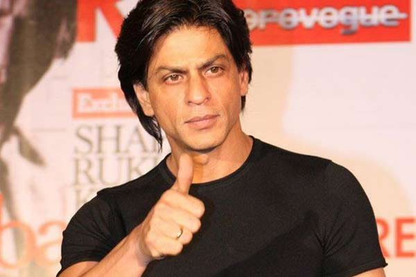SRK is going to play a dwarf in love in his next movie