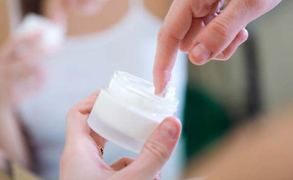 Common face cream ingredient slow ageing: Study