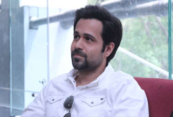 Emraan Hashmi to unveil cover of his book on cancer