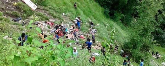 Bus accident kills 33 in Nepal