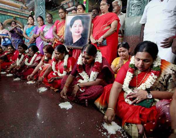 Grief and mourning for India’s ‘iron lady’