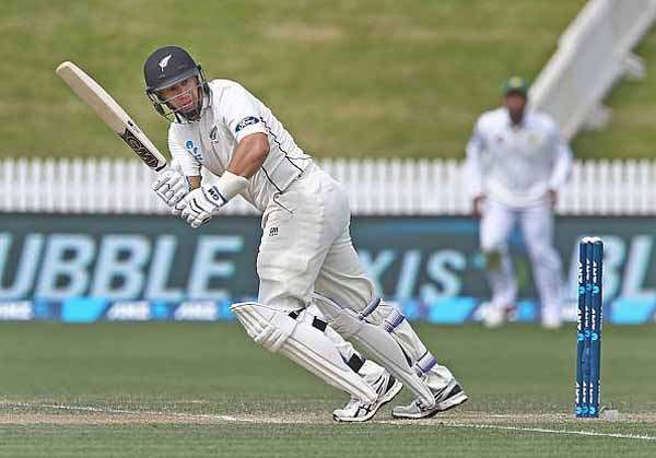 Bangladesh collapse helps New Zealand complete whitewash