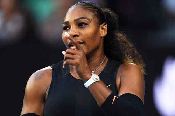 Serena triumphs over Venus in the Australian Open final