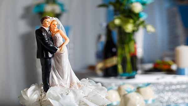 More reasons to tie the knot: Study shows marriage makes you happier