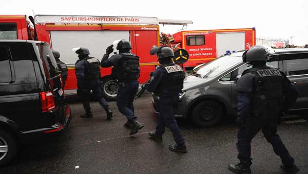Attacker killed at Paris Orly airport