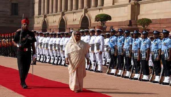 Bangladesh PM Sheikh Hasina accorded ceremonial welcome at Rashtrapati Bhavan