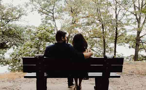 How to have a happy relationship without losing yourself