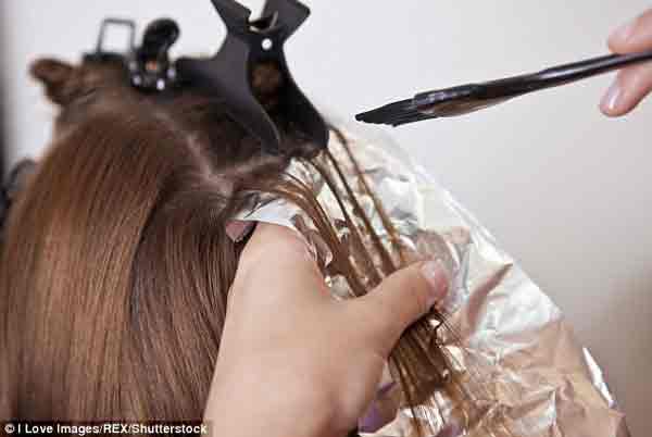 Women should dye hair six times a year to cut cancer risk