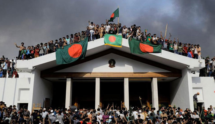 Protesters demonstrating in Gonobhaban immediately after resignation of Sheikh Hasina on August 5.